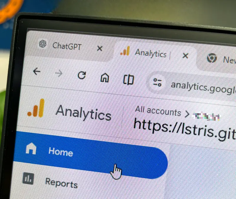 Lưu lượng truy cập từ các chatbot AI hiển thị rõ ràng trên GA4