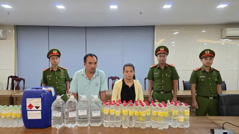 Công an Đà Nẵng triệt phá đường dây sản xuất giấm gạo giả quy mô lớn