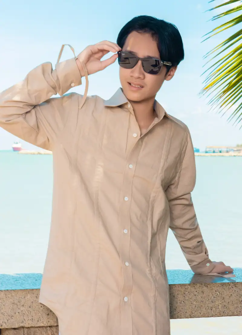 Con trai Thu Trang gây ấn tượng bởi ngoại hình cao lớn khi bước sang tuổi 14