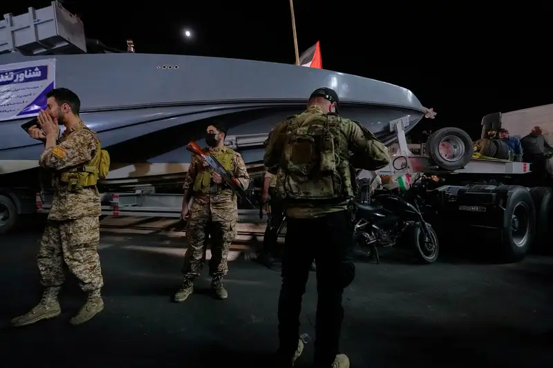 94 ngày tê liệt tại eo biển Hormuz: Iran dừng đối thoại với Mỹ, giá dầu báo động