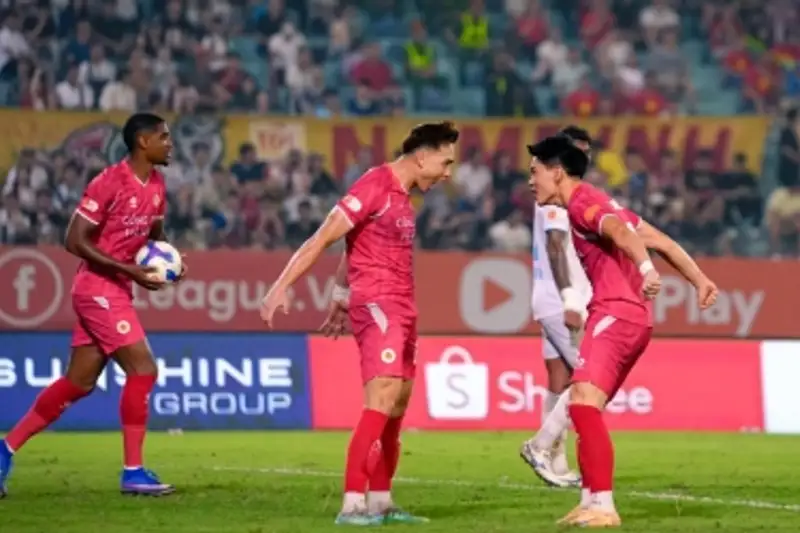 Nguyễn Minh Khang: Cú Hích Từ Bỉ Lan Tỏa Giấc Mơ Châu Âu Của Bóng Đá Việt Nam