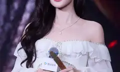 Lý Nhất Đồng: Nữ diễn viên 'khó nổi' nhất màn ảnh Hoa ngữ dù được o bế đến 30 vai chính