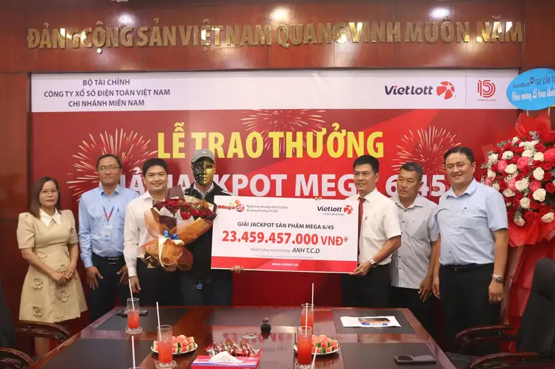 Bất ngờ trúng Vietlott hơn 23 tỷ khi uống cà phê: Giấc mơ đổi đời ở An Giang