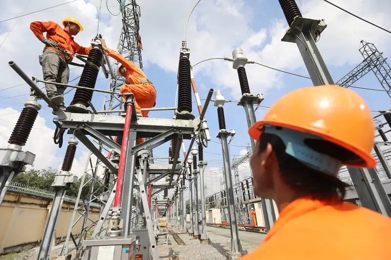 Tiêu thụ điện chạm mốc lịch sử: Miền Bắc gồng mình trước 'thử thách cực hạn' 40 độ C