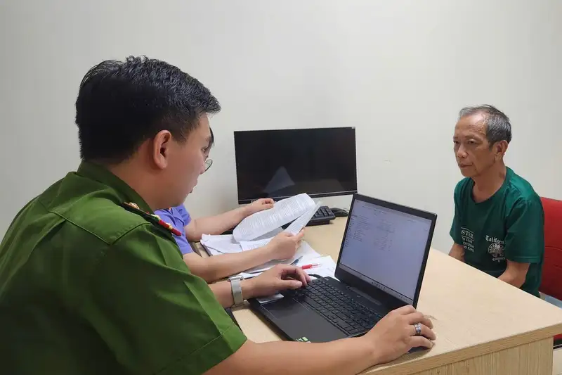 Triệt phá đường dây chữa bách bệnh bằng 'nước ion kiềm', chiếm đoạt gần 100 tỉ đồng tại Hà Nội