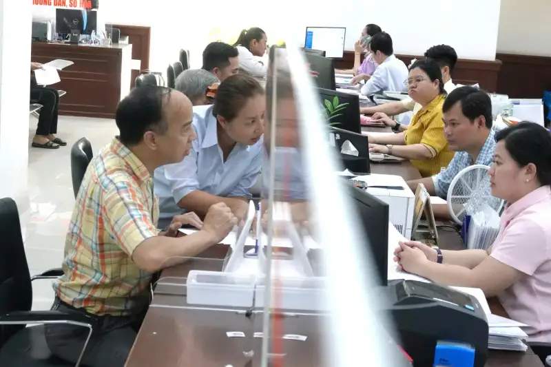Cải cách hành chính 2026: Quyết tâm "cởi trói" cho doanh nghiệp qua phân quyền và tinh gọn bộ máy