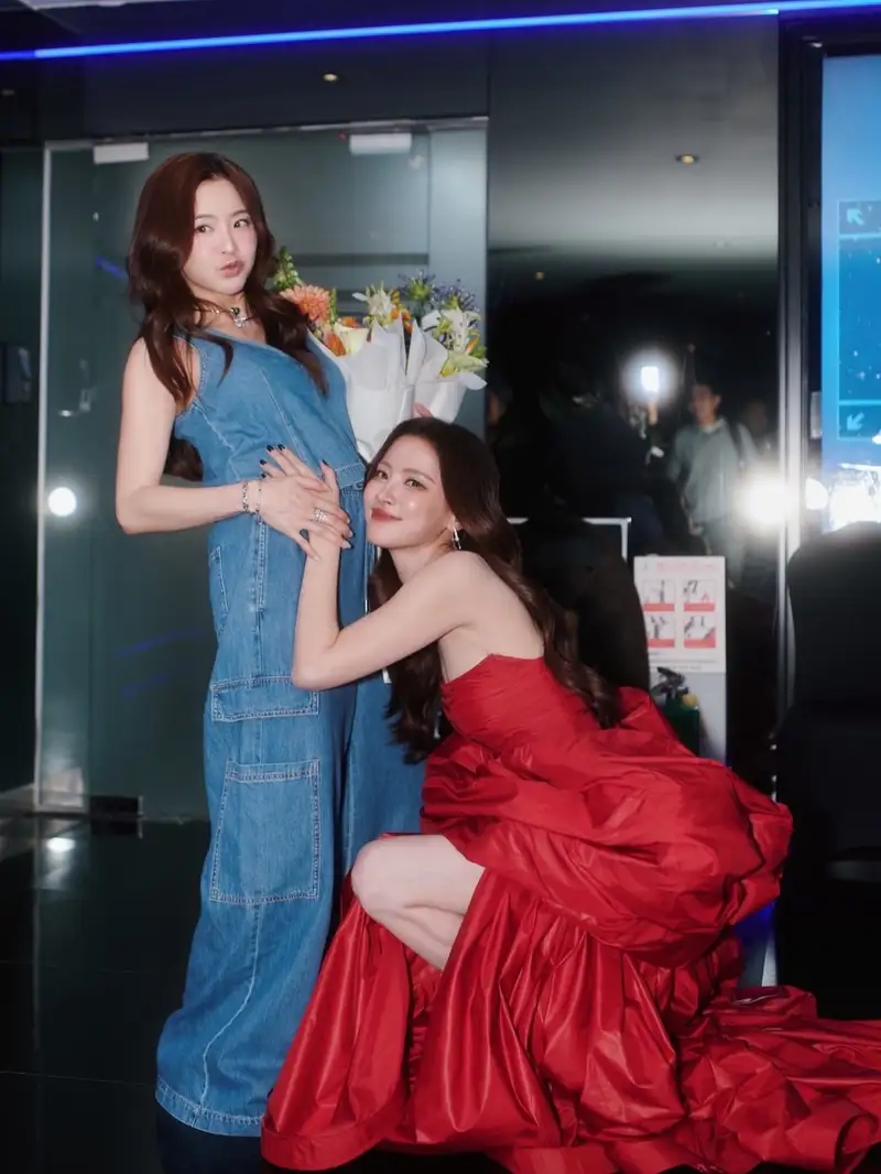 Mild Lapassalan và Baifern Pimchanok có mối quan hệ bạn bè thân thiết