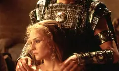Diane Kruger: Nàng Helen làm thay đổi lịch sử điện ảnh và hàng ngàn con tim