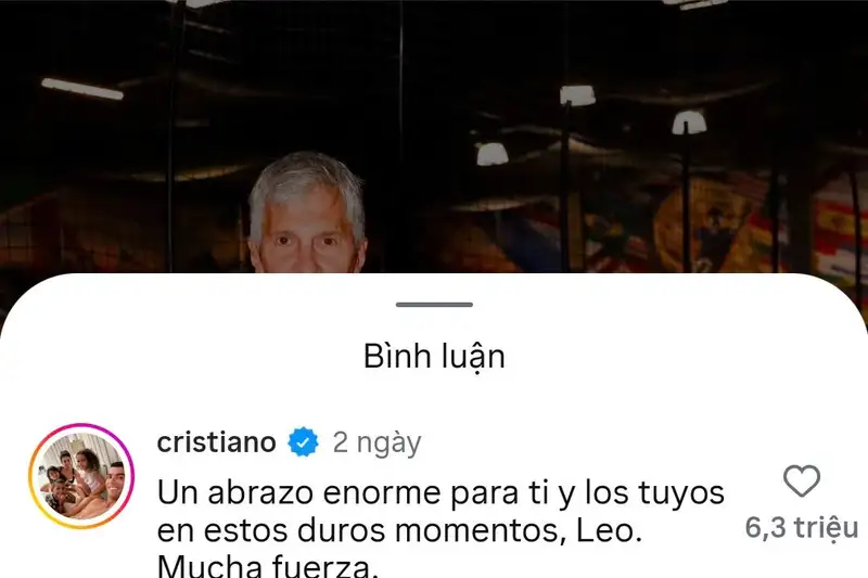 Ronaldo lập kỷ lục Instagram, Messi nhận 'ôm chặt' giữa bão lòng