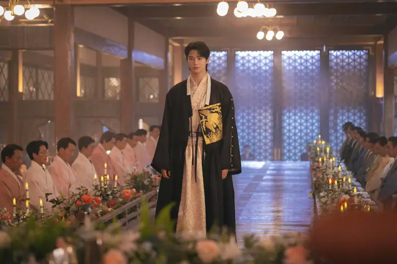 IU trong vai Sung Hee Joo
