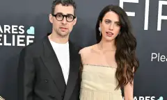 Margaret Qualley giữa tin đồn ly hôn và đỉnh cao sự nghiệp với 'Thần Dược'