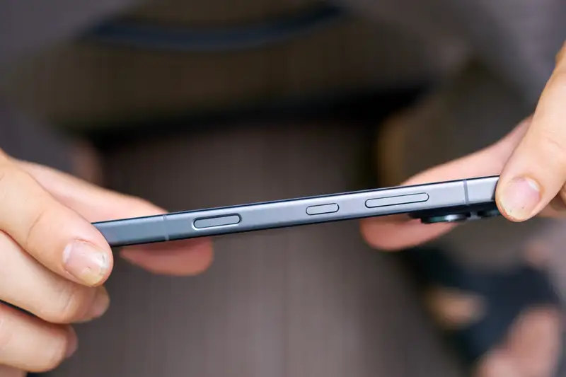 Smartphone trên 20 triệu đồng: Định nghĩa lại ranh giới 'cận cao cấp'