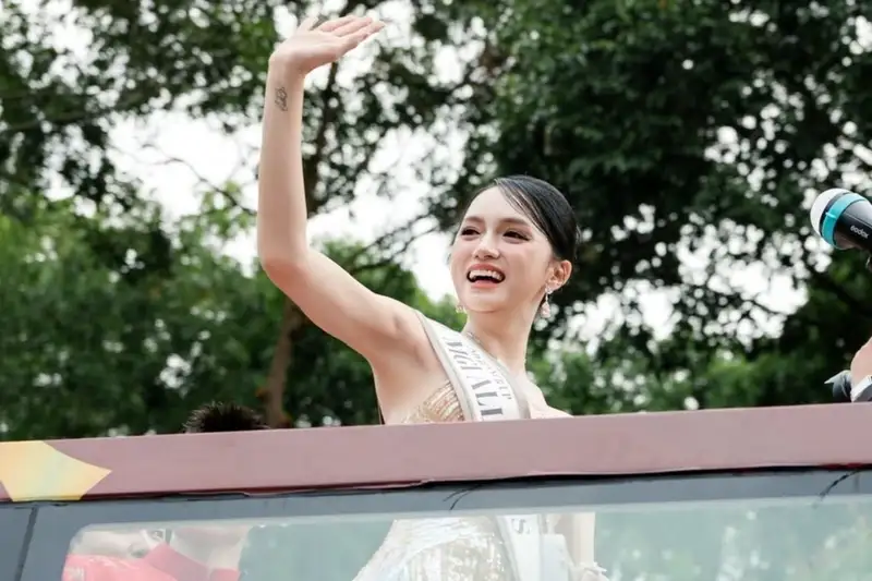 Mỹ nhân "Vườn Sao Băng" Han Chae Young: Dấu ấn 19 năm hôn nhân và tranh luận nhan sắc