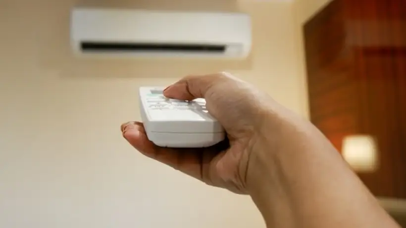 Khi nào nên thay miếng dán màn hình điện thoại để tránh rủi ro 'tiền mất tật mang'?