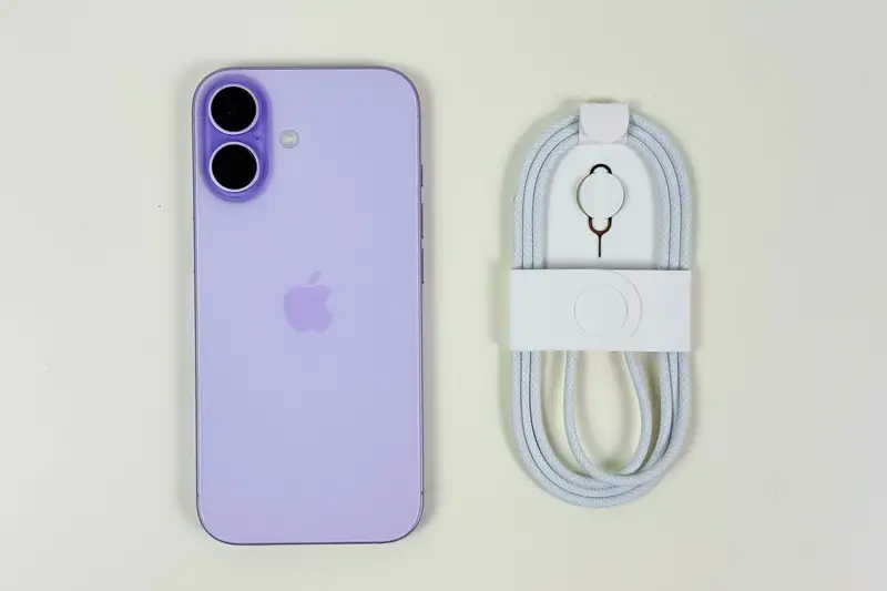 iPhone Kỷ Niệm 20 Năm Toàn Kính Có Thể Bị Hủy Bỏ: Apple Đối Mặt Thách Thức Lớn