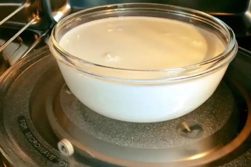 Nữ bác sĩ Nhật Bản giảm 15kg tuổi 42: Bí mật nằm ở sữa chua nóng và 'cuộc chiến' lợi khuẩn đường ruột