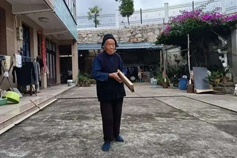 Bí quyết trường thọ 110 tuổi: Người phụ nữ Trung Quốc khỏe mạnh nhờ 7 thói quen đơn giản