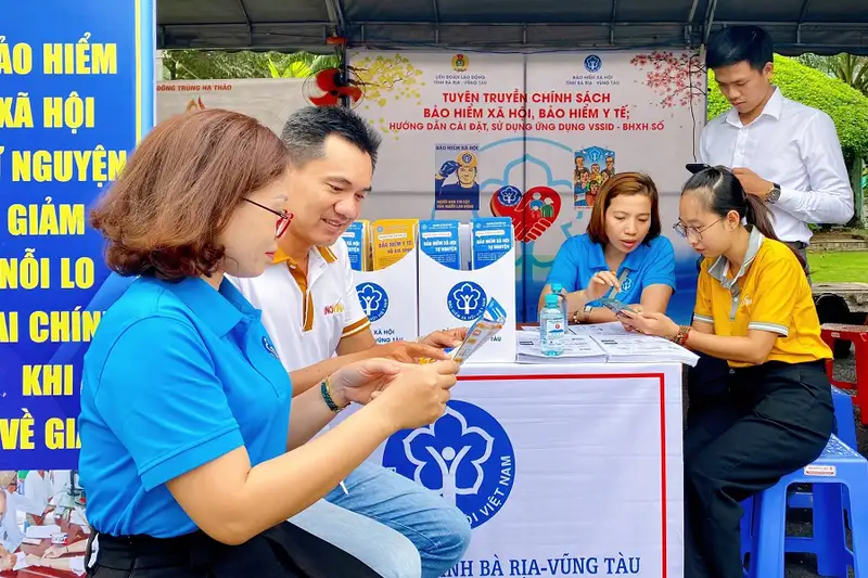 Cảnh báo khẩn: Chiêu lừa 'thẻ BHXH điện tử' giả mạo đe dọa tài khoản ngân hàng người dân