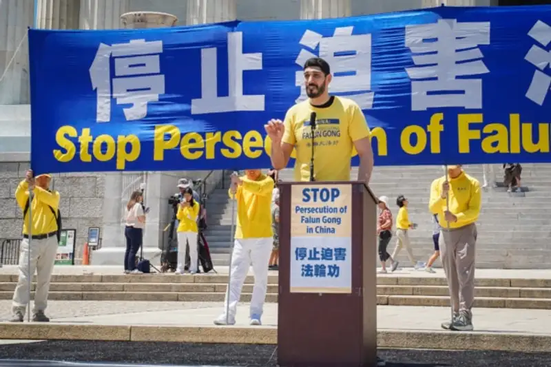 Cựu Sao NBA Enes Kanter Freedom Kêu Gọi Hành Động Vì Pháp Luân Công tại Washington D.C.