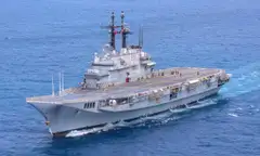 Indonesia Tiếp Nhận Tàu Sân Bay Hạng Nhẹ Đầu Tiên: Tham Vọng Hải Quân và Thách Thức Tài Chính